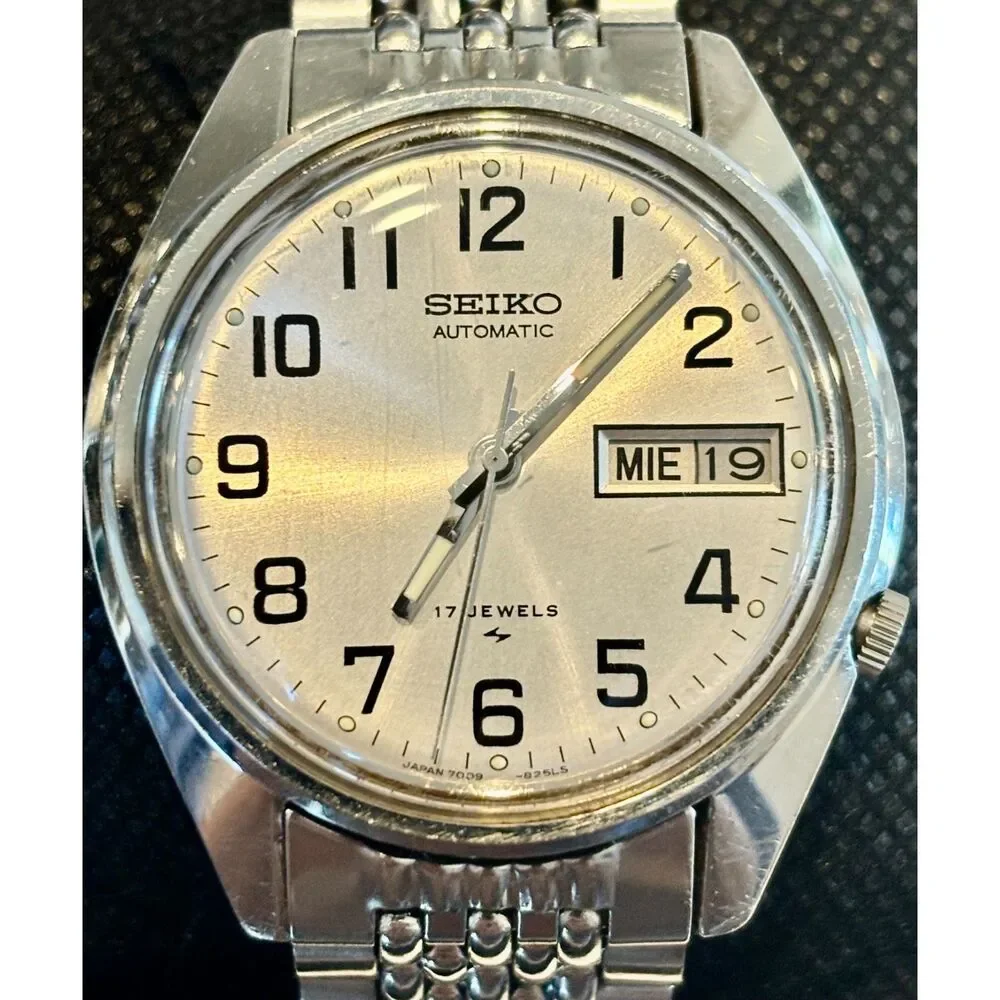 Vintage Seiko 7009-8129 Automatic Watch